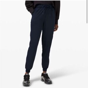 Lululemon Keep Moving Jogger high rise relaxed fit navy blue Size 2